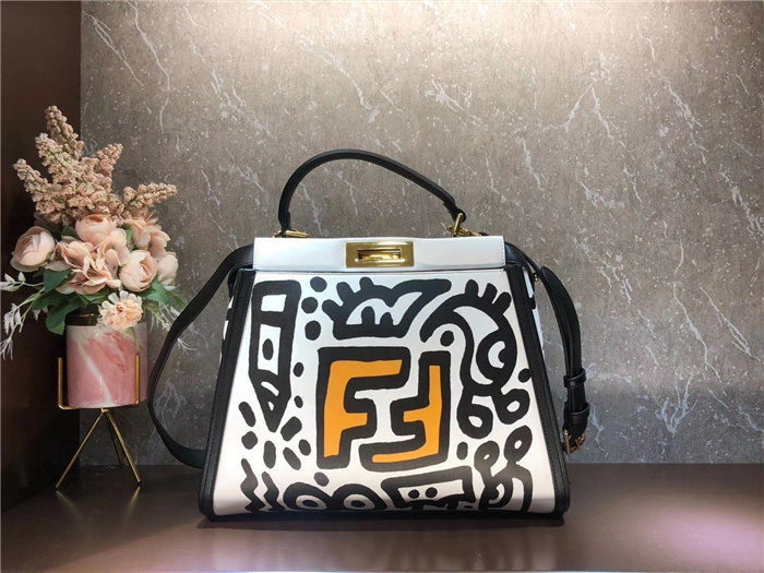 Fendi PEEKABOO ICONIC MEDIUM bag Valentine's