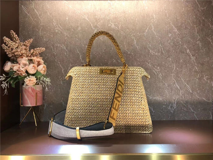 Fendi PEEKABOO ISEEU MEDIUM Woven straw bag Beige Mid