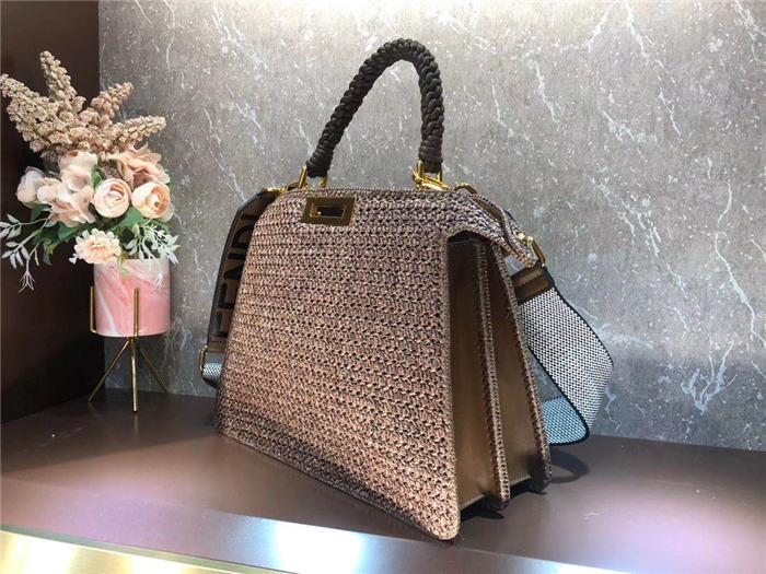 Fendi PEEKABOO ISEEU MEDIUM Woven straw bag Brown Mid