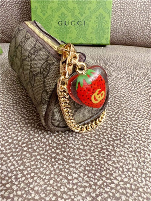 Gucci Coin purse with Double G strawberry 726253 High