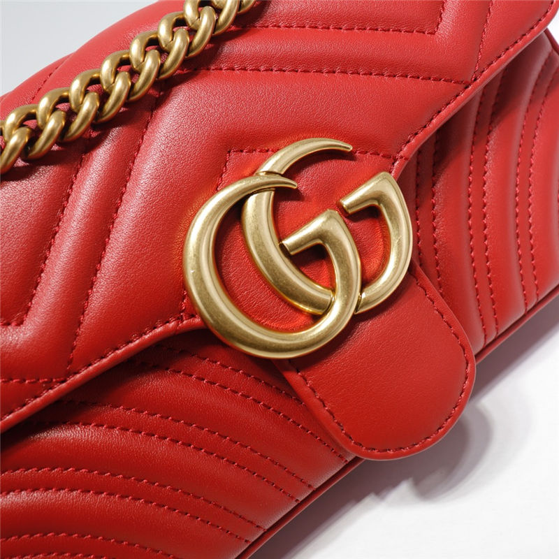 GG Marmont mini matelassé shoulder bag red High