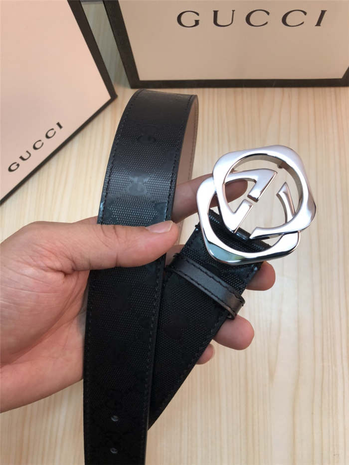 Gucci GG Supreme belt with G buckle Silver High