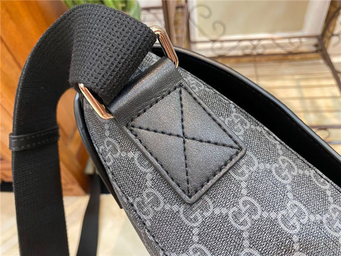 Gucci Signature leather messenger GG Grey mid