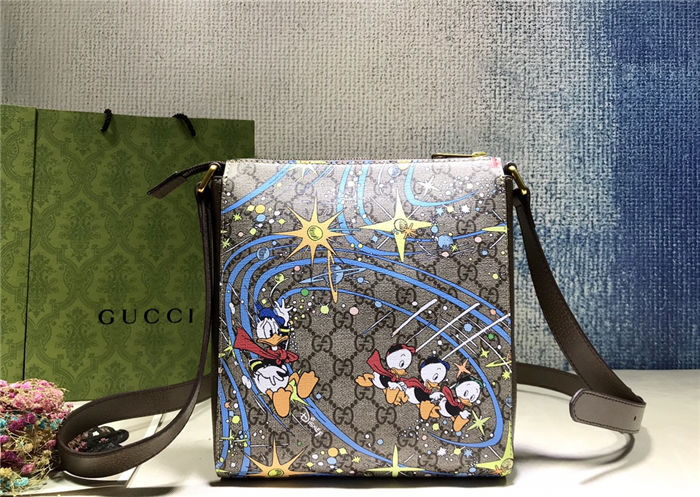 Gucci Disney x Gucci Donald Duck messenger bag mid