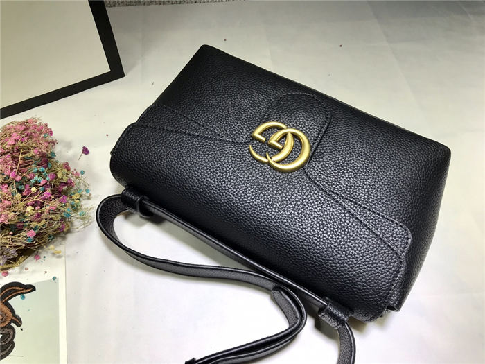 GG Marmont Medium Shoulder Bag Calfskin Black Mid