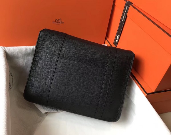 Hermes Steve 35 Messenger Bag In Black Clemence Calfskin High