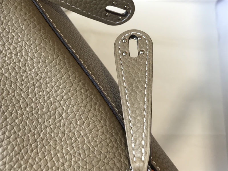 Hermes Lindy Mini Bag Calfskin Leather In Tourterelle High