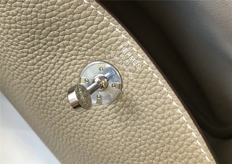 Hermes Lindy Mini Bag Calfskin Leather In Tourterelle High