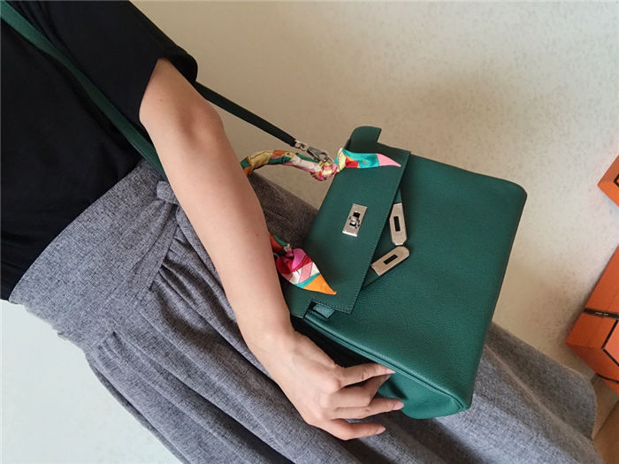 Hermes Kelly 25/28cm Retourne Bag Togo Leather In Malachite WAX High