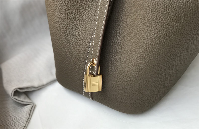 Hermes Picotin Lock 18/22 Bag Togo Leather In Etoupe-Gold WAX High