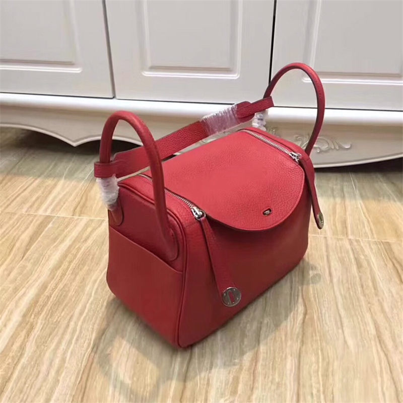 Hermes Lindy 26/30cm Bag Clemence Leather In Red Silver-Metal High