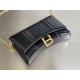 WOMEN'S HOURGLASS WALLET ON CHAIN IN Leather Black-Gold High