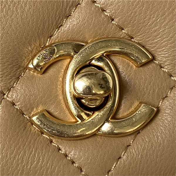 Chanel Wallet on Chain AP3504 Lambskin, Imitation Pearls, Strass & Gold-Tone Metal Beige A