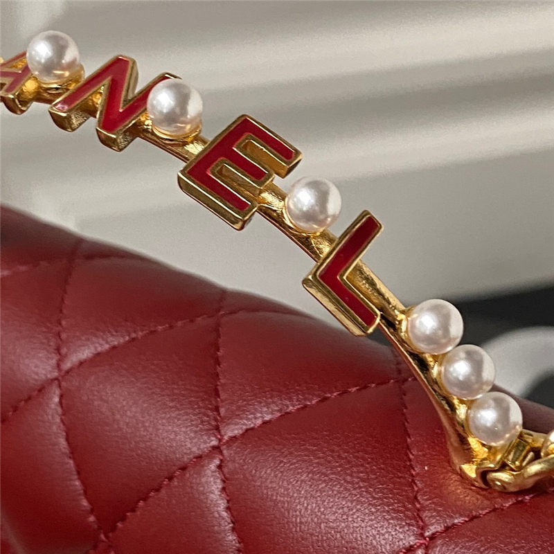 FLAP PHONE HOLDER WITH CHAIN AP3512 Lambskin, Imitation Pearls, Enamel & Gold-Tone Metal Burgundy A