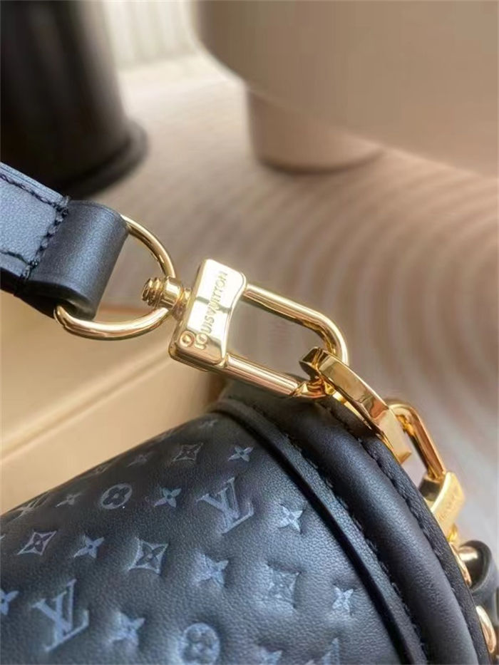 Louis Vuitton DAUPHINE MM Calfskin M22276 Black High