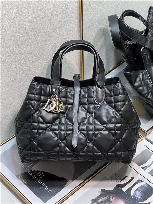 MEDIUM DIOR TOUJOURS BAG Macrocannage Calfskin Black High