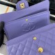 Medium CLASSIC HANDBAG Grained Calfskin Purple Gold Metal A