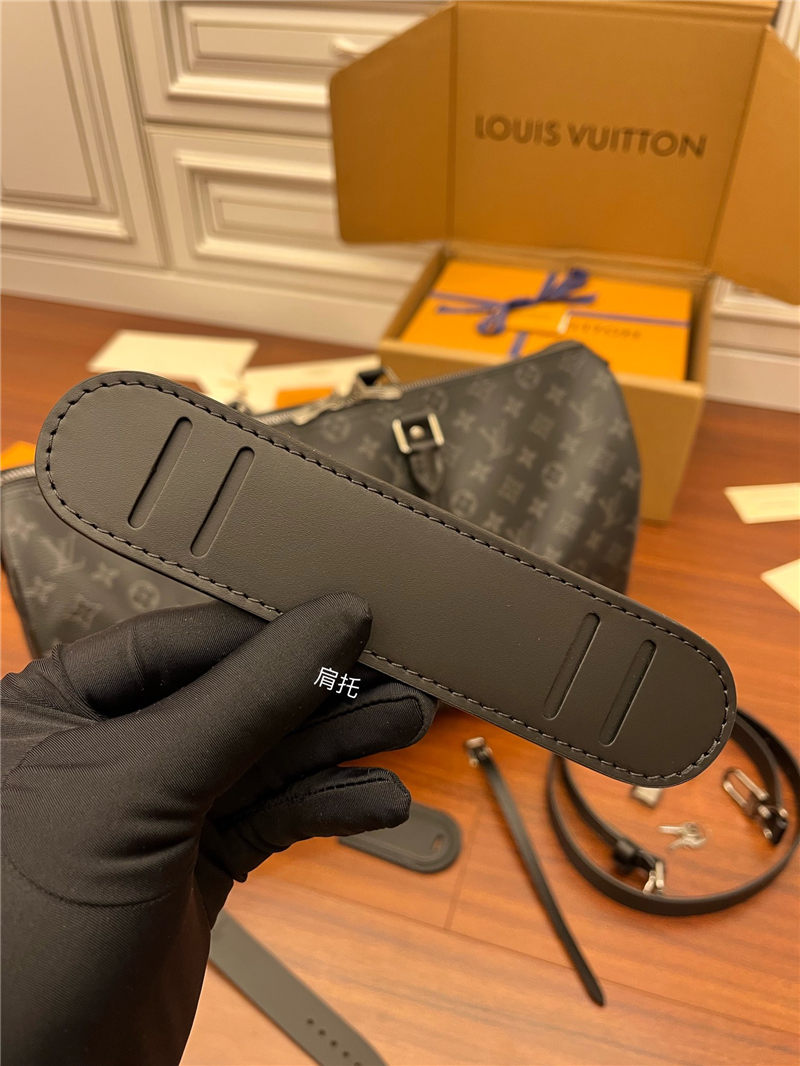 Louis Vuitton Keepall Bandoulière 45 Monogram M41418 Top