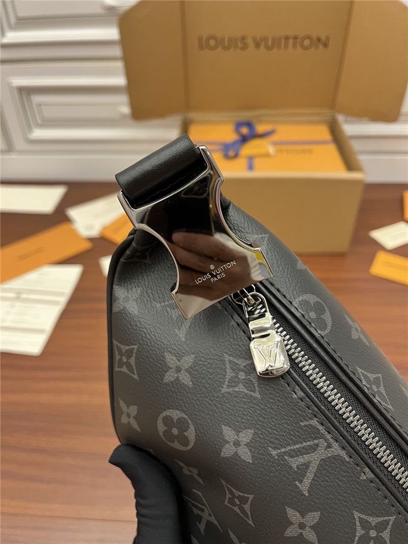 Louis Vuitton Discovery Bumbag PM Monogram Eclipse coated canvas M46035 Top