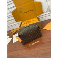 Louis Vuitton Cosmetic Pouch GM Monogram coated canvas M46458 Top