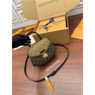 Louis Vuitton Tilsitt Monogram and Monogram Reverse coated canvas M46548 Top