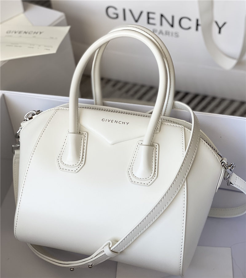 Givenchy MINI ANTIGONA BAGE IN SMOOTH BOX LEATHER Top