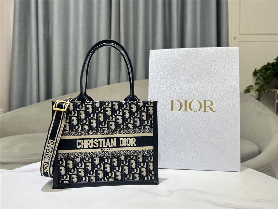 SMALL Dior BOOK TOTE Dior Oblique Jacquard Blue With Strap High