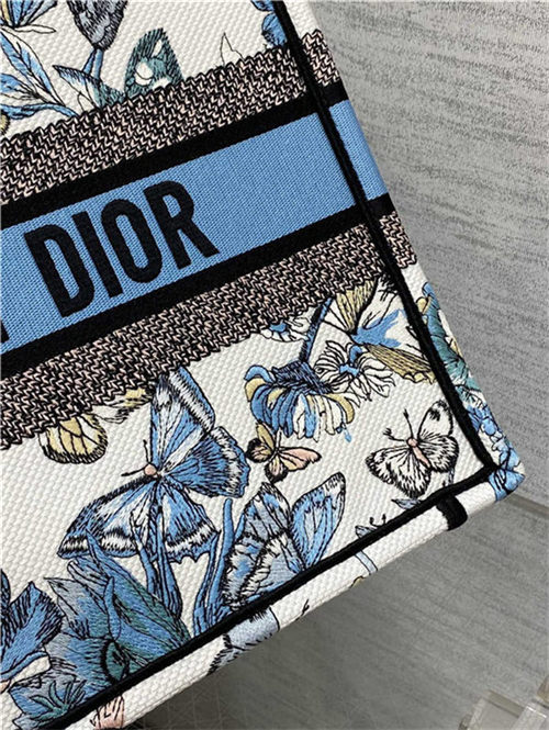 MEDIUM Dior BOOK TOTE Toile de Jouy Mexico Embroidery Blue High