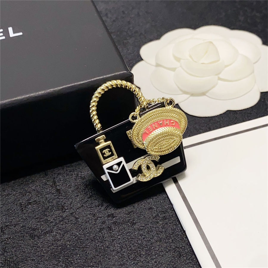 Chanel BROOCH 13577