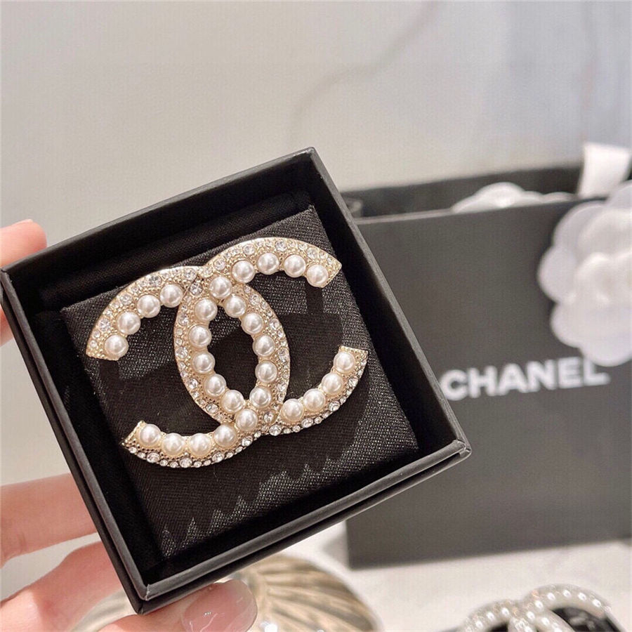 Chanel BROOCH 13586