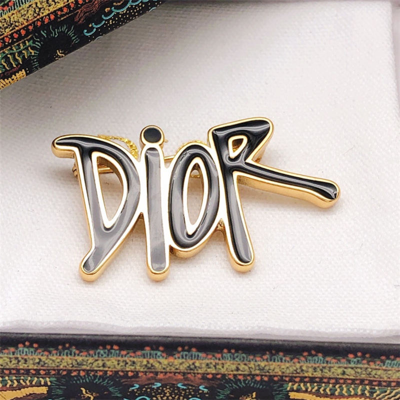 DIOR BROOCH 13605