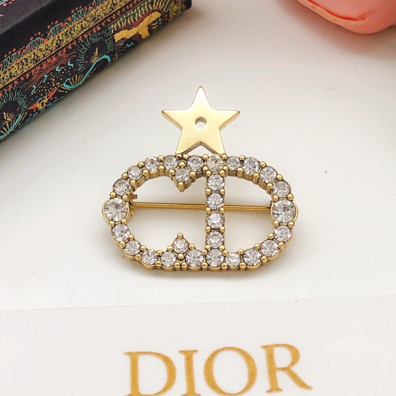 DIOR BROOCH 13605