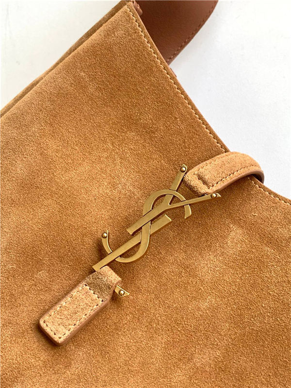 LE 5 À 7 SUPPLE SMALL HOBO BAG SUEDE High