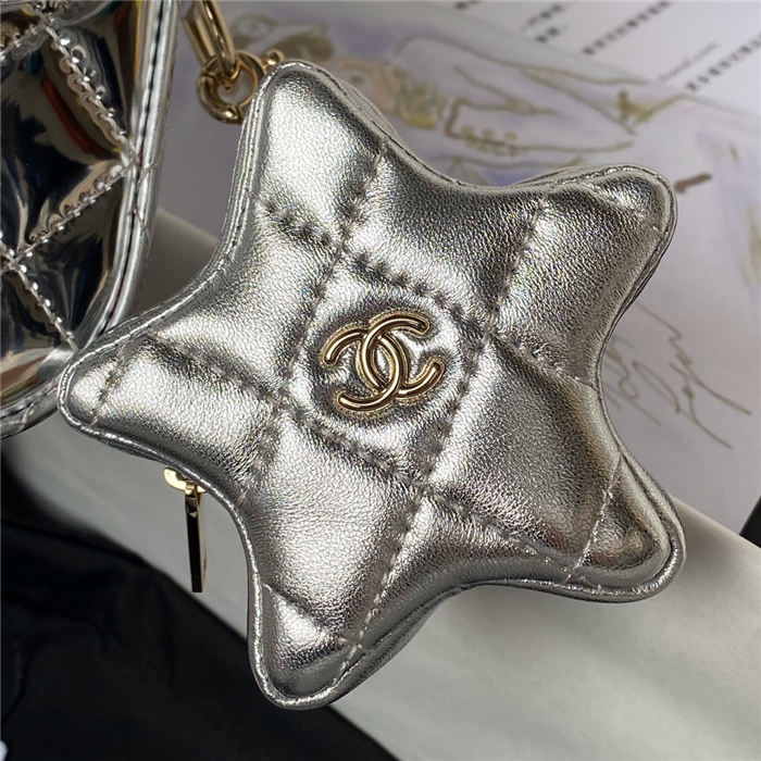 Chanel FLAP BAG & STAR COIN PURSE AS4648 Mirror Calfskin, Metallic Calfskin & Gold-Tone Metal Silver A