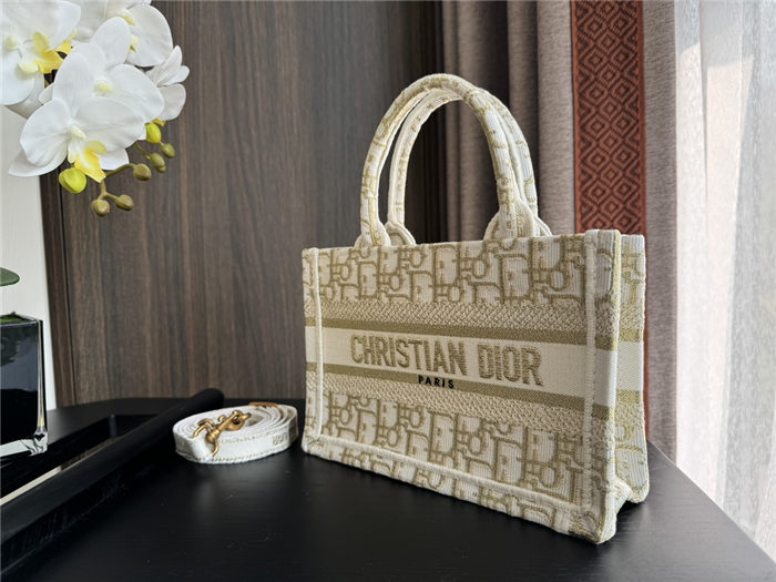 MINI Dior BOOK TOTE Dior Oblique Embroidery Gold With Strap High