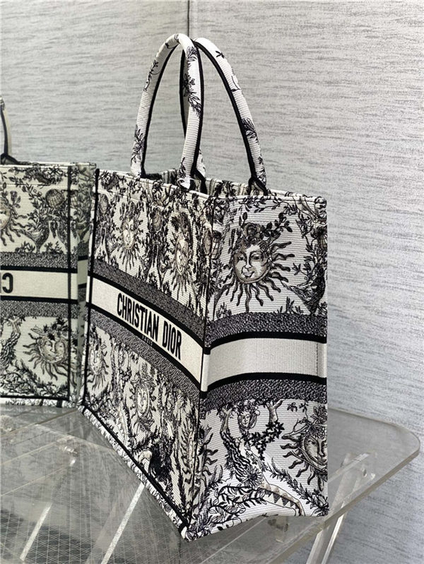 LARGE Dior BOOK TOTE Toile de Jouy Soleil Embroidery High