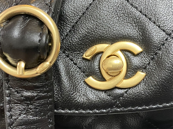 Chanel Hobo handbag AS4743 Shiny calfskin & gold-tone metal Black High