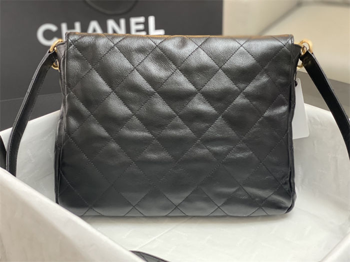 Chanel Large Hobo handbag As4668 Shiny calfskin & gold-tone metal Black High