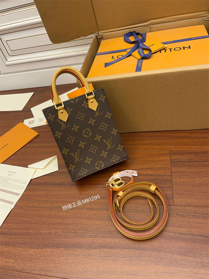 Louis Vuitton PETIT SAC PLAT Monogram M81295 Top