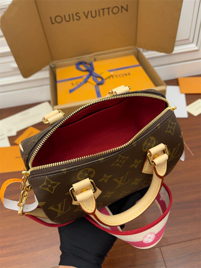 Louis Vuitton SPEEDY BANDOULIÈRE 20 Monogram coated canvas M45948 Top