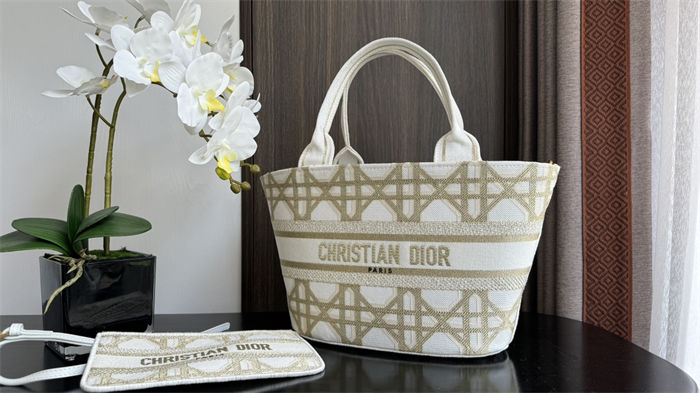 DIOR HAT BASKET BAG Macrocannage Embroidery High High