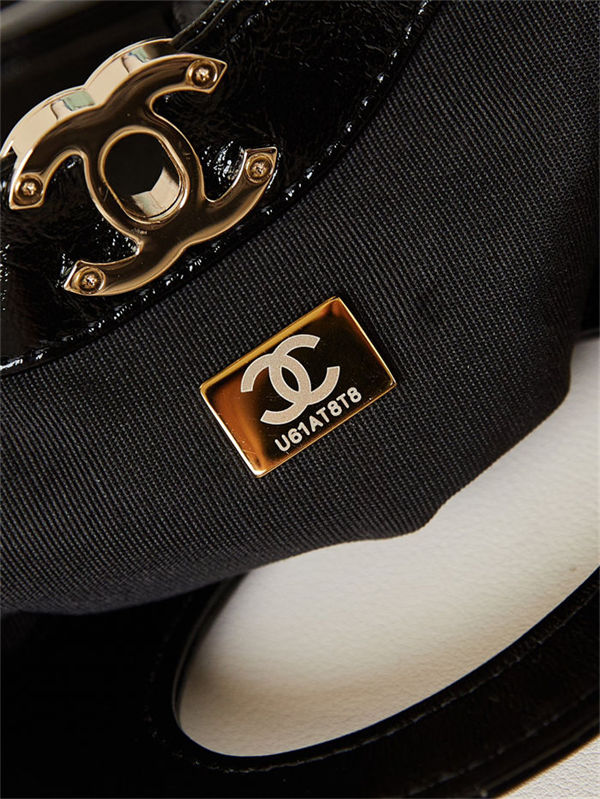 Chanel 31 SHOPPING BAG Mini AS4133 Shiny Lambskin & Gold-Tone Metal Black A