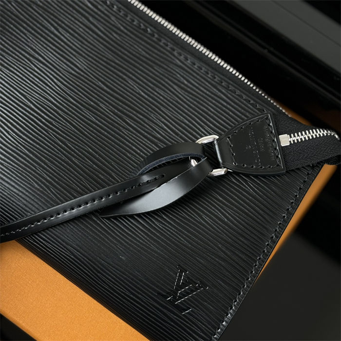 Louis Vuitton Pochette Accessoires Epi grained cowhide leather M82720 Black High