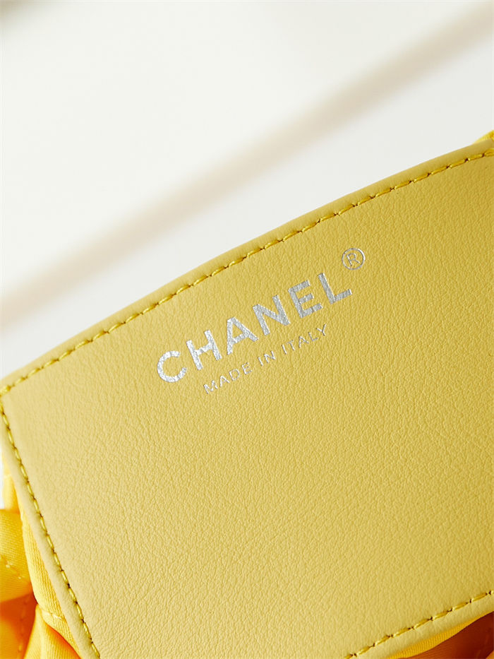 Chanel 22 MINI HANDBAG Patent Gradient Calfskin & Lacquered Metal Yellow AS3980 High