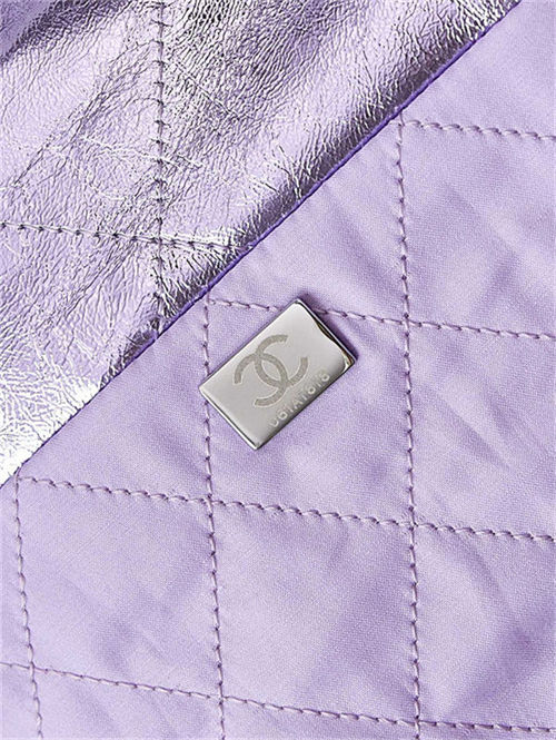 Chanel 22 MEDIUM HANDBAG Metallic Calfskin & Silver-Tone Metal AS3261 Purple High