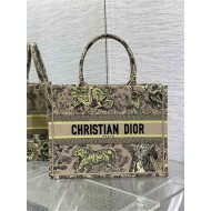 MEDIUM Dior BOOK TOTE Toile de Jouy Embroidery Sauvage Raffia High