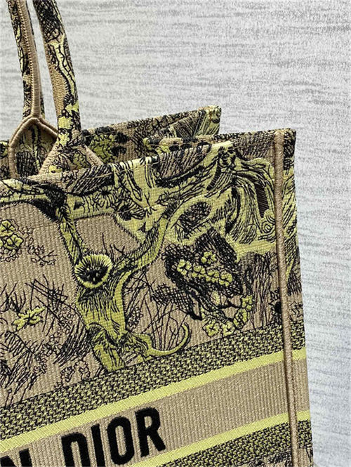 LARGE Dior BOOK TOTE Toile de Jouy Embroidery Sauvage High