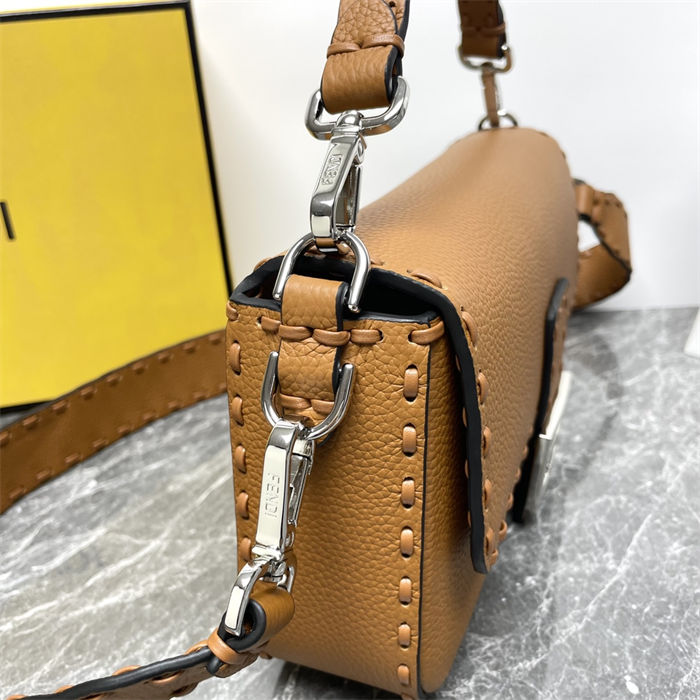 BAGUETTE Selleria bag with oversized topstitching Brown High