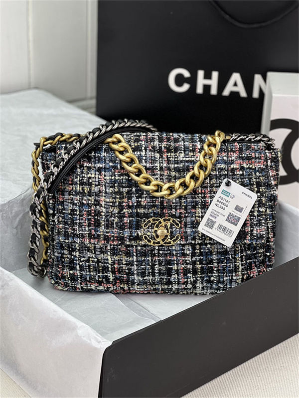 Large Chanel 19 Flap Bag Tweed Gold-Tone Black-Pink High