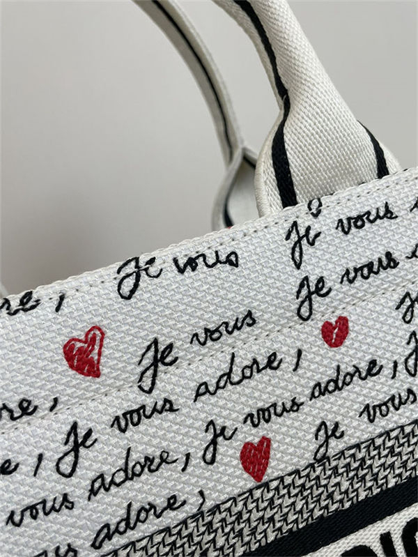 SMALL Dior BOOK TOTE Dioramour Je Vous Adore Embroidery High